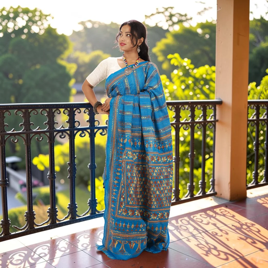 Aakanshi Celeste Kantha Art Silk Saree Thumbnail 5