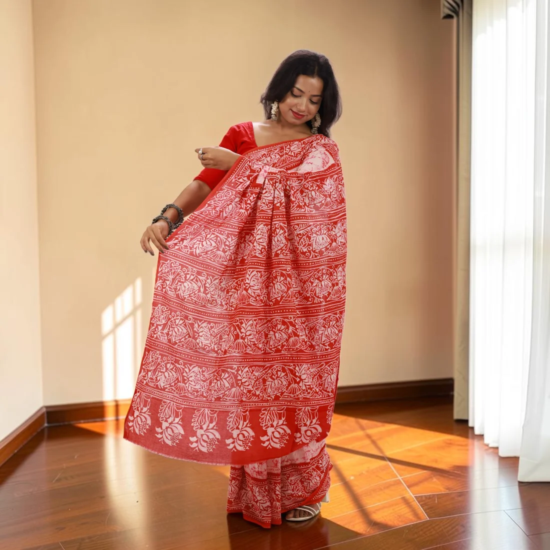 Raktika Royale Pure Hand Batik Cotton Saree Thumbnail 3