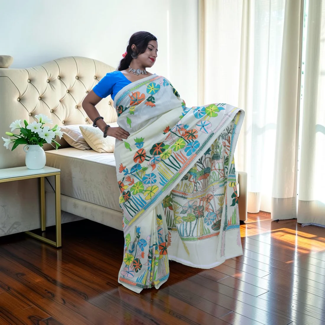 Royale Tussar Kantha Silk Saree Thumbnail 3