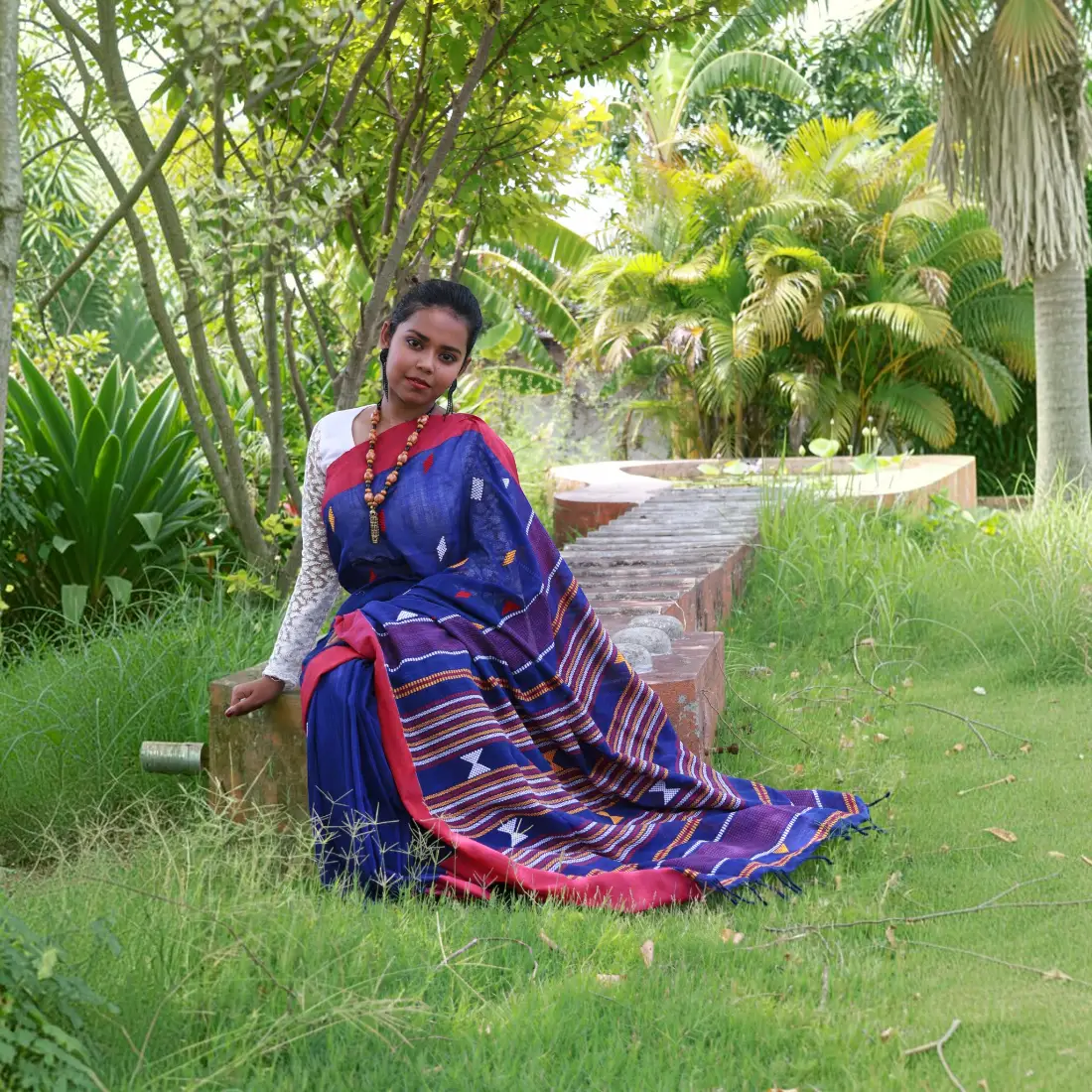 Neelambara Artisan Khadi Cotton Saree Thumbnail 6