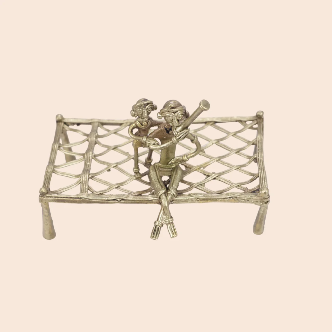Handcrafted Dokra Mother and Child on Charpai – Traditional Brass Figurine Thumbnail 6
