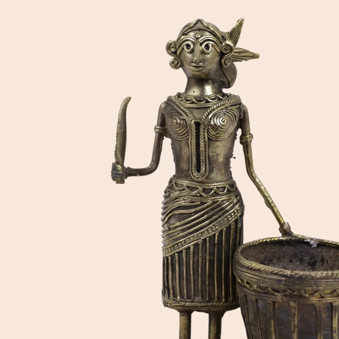 Handcrafted Dokra Tribal Woman Pen Holder – Traditional Brass Desk Organiser Thumbnail 5