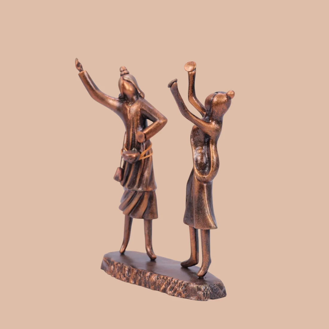 Handcrafted Krishnanagar Clay Folk Dancer Pair – Bengali Decorative Figurines Thumbnail 3