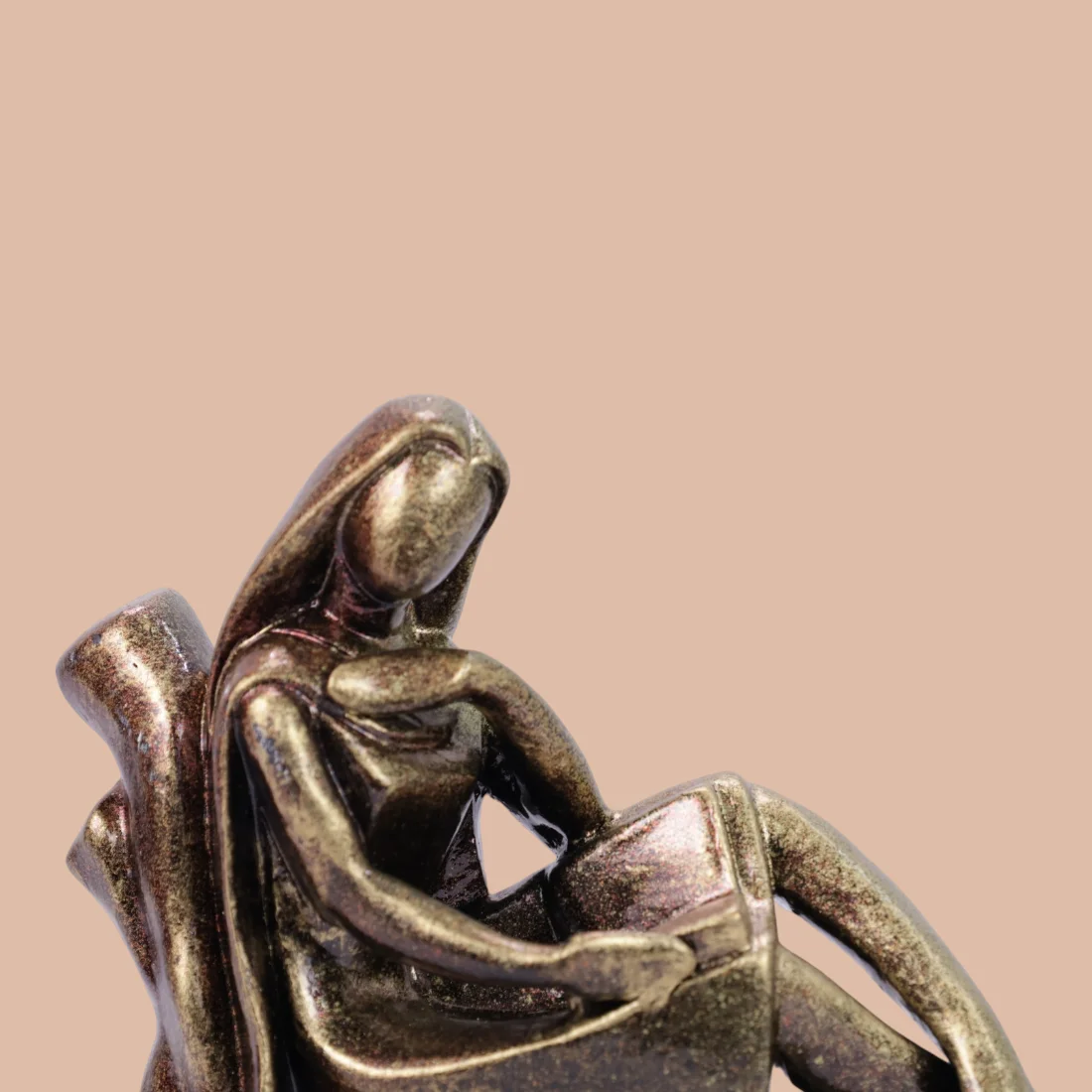 Handcrafted Krishnanagar Clay Bengali Couple Figurine – Traditional Decorative Art Thumbnail 2
