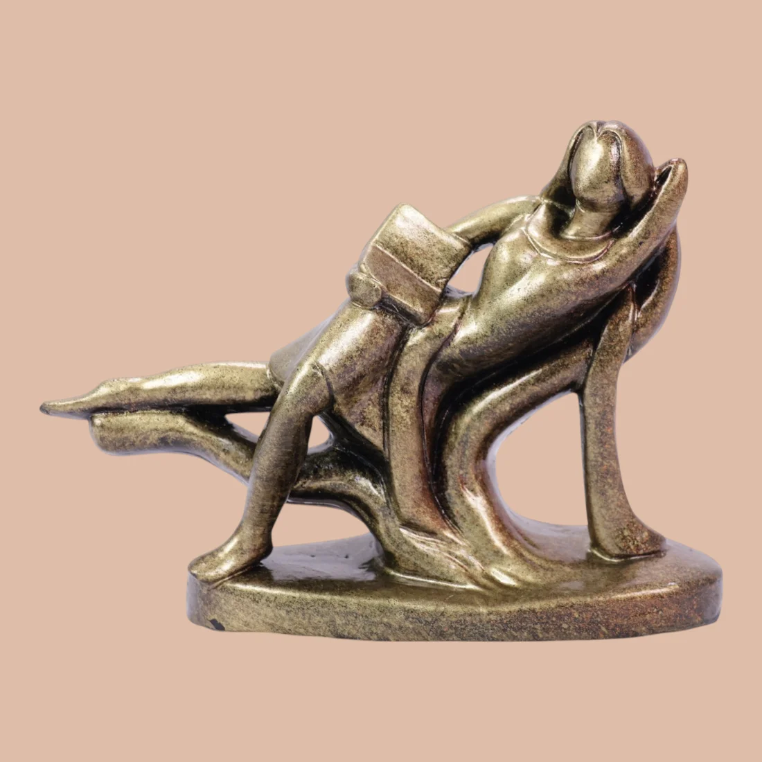 Handcrafted Krishnanagar Clay Bengali Couple Figurine – Traditional Decorative Art Thumbnail 7