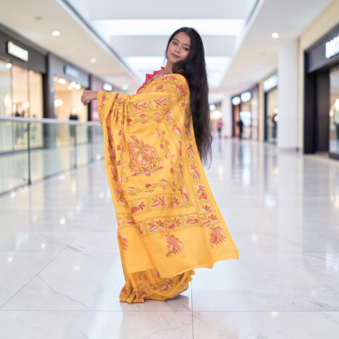 Kanakshi Elegance Katha Stitch Bangalore Silk Saree - Handcrafted Indian Art (View 4) | Art Angan
